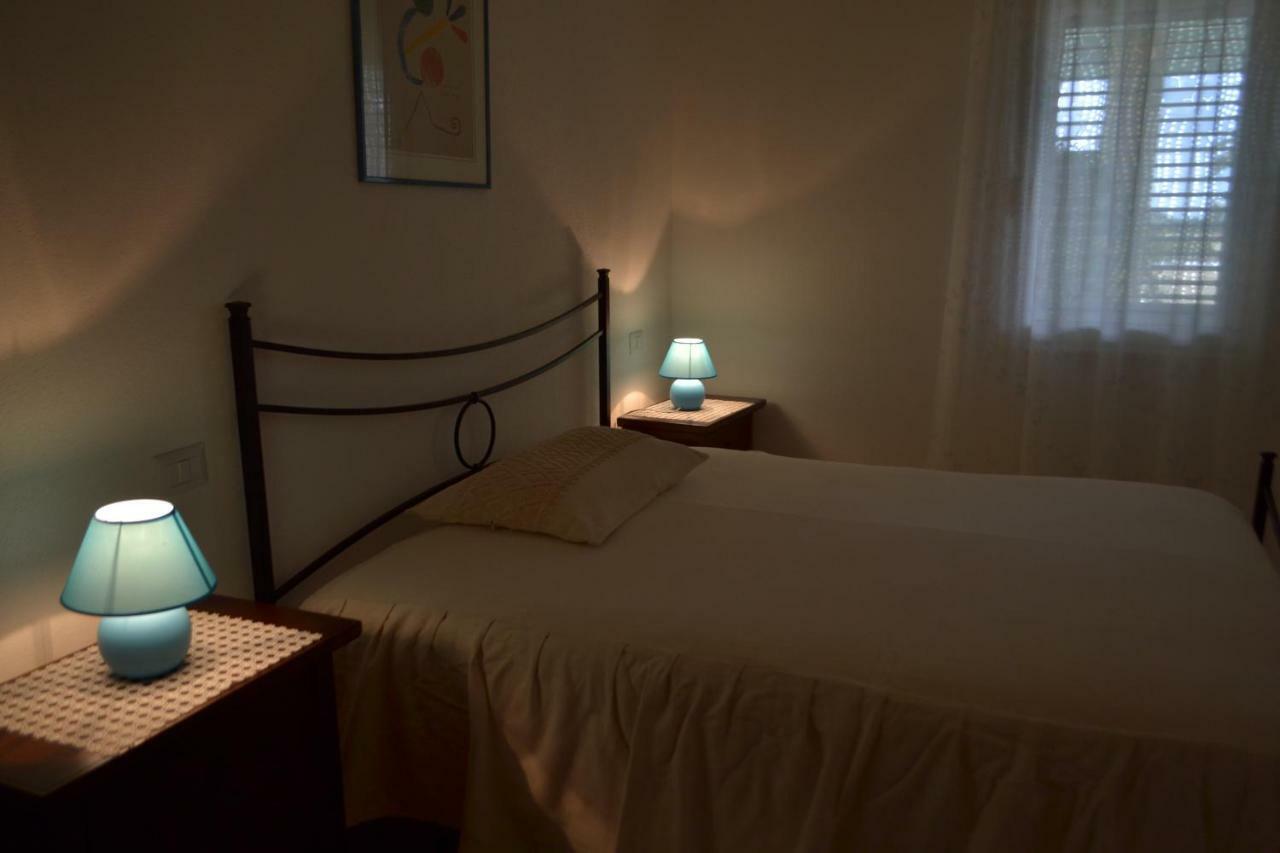 Le Mimose Bed & Breakfast Cala Liberotto Luaran gambar