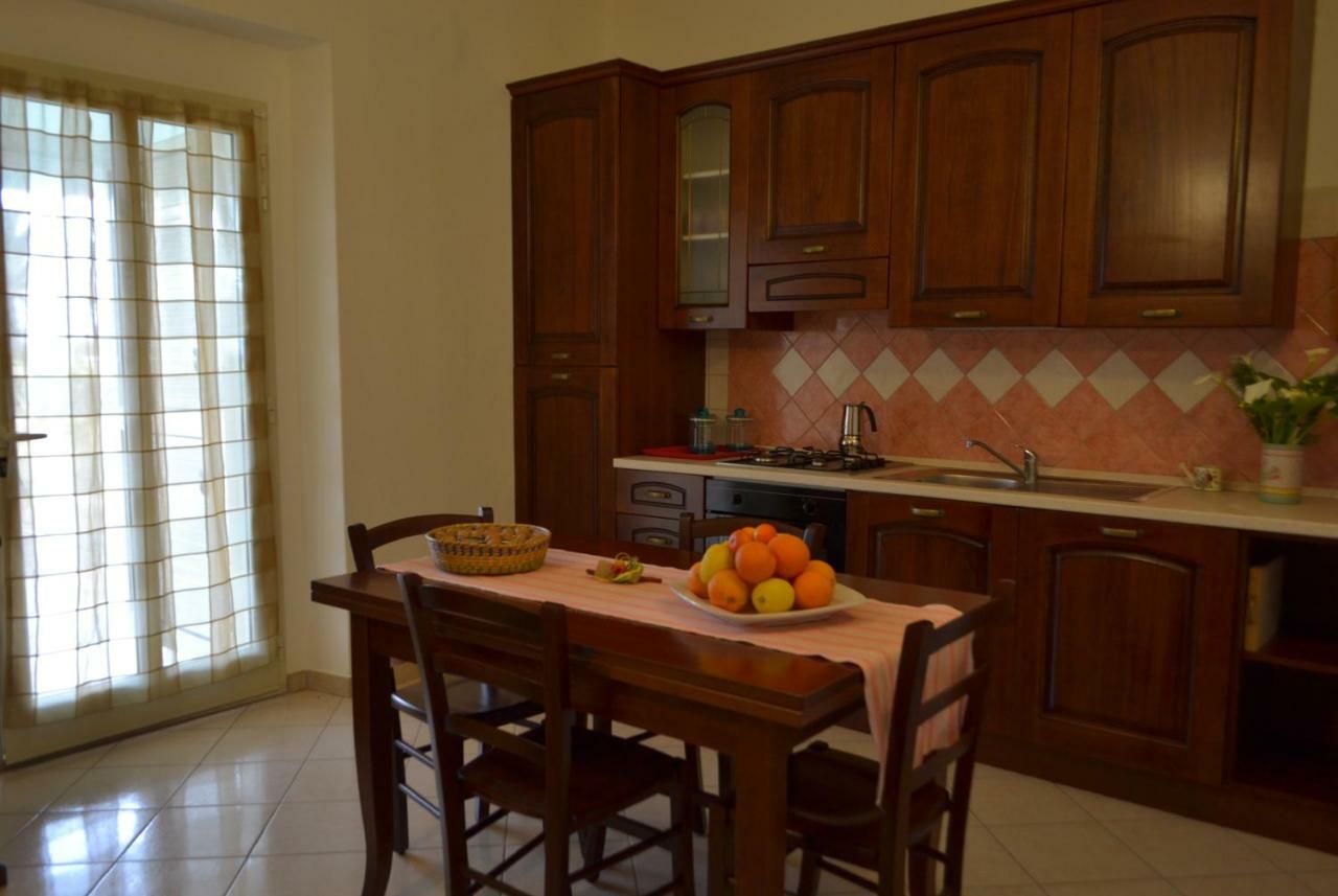 Le Mimose Bed & Breakfast Cala Liberotto Luaran gambar